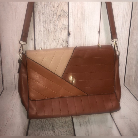 Adrienne Vittadini Handbag Satchel Brown Great Condition. - Picture 11 of 11